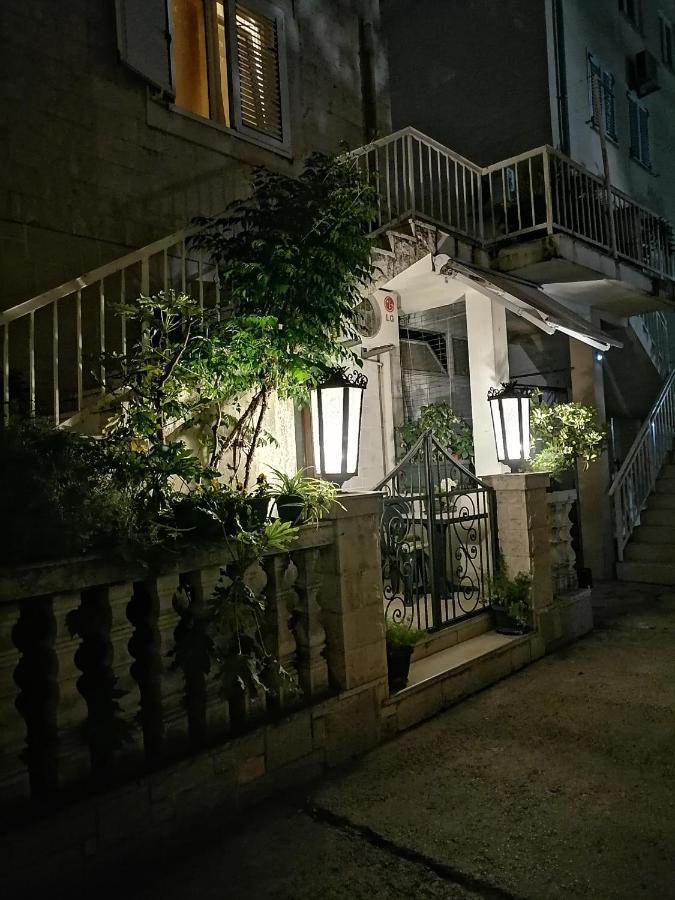 Romana 1 Tivat Zewnętrze zdjęcie