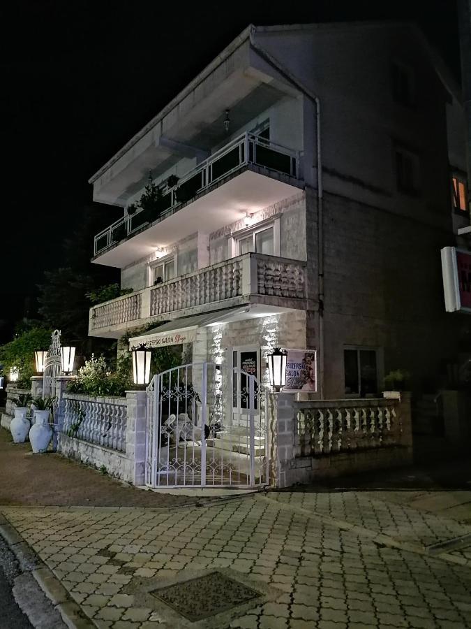 Romana 1 Tivat Zewnętrze zdjęcie